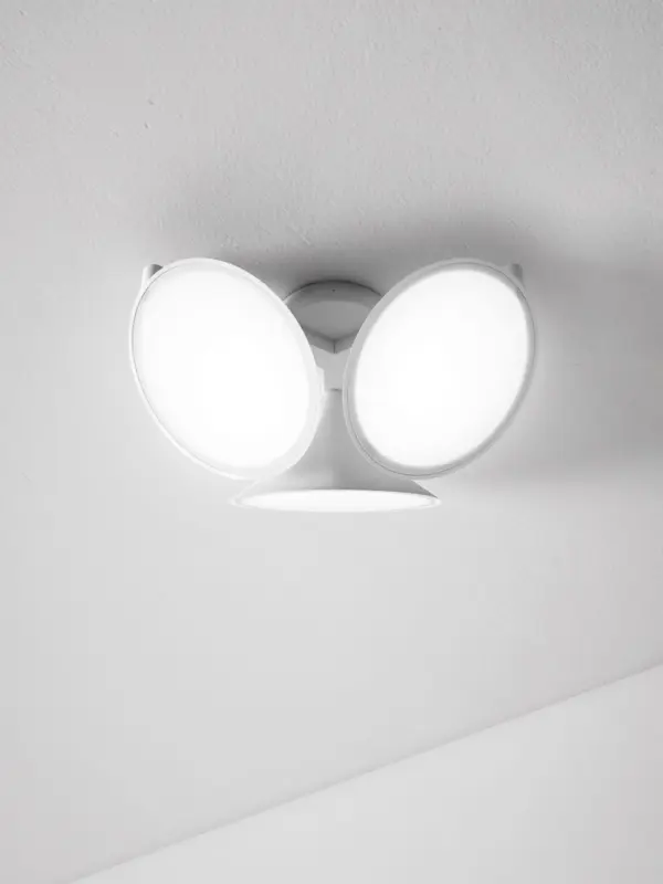 Moderne dreiflammige LED-Deckenleuchte Orchid Axolight