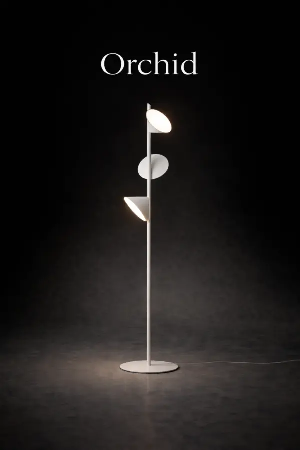 Stilvolle dreiflammige LED-Stehleuchte Orchid Axolight