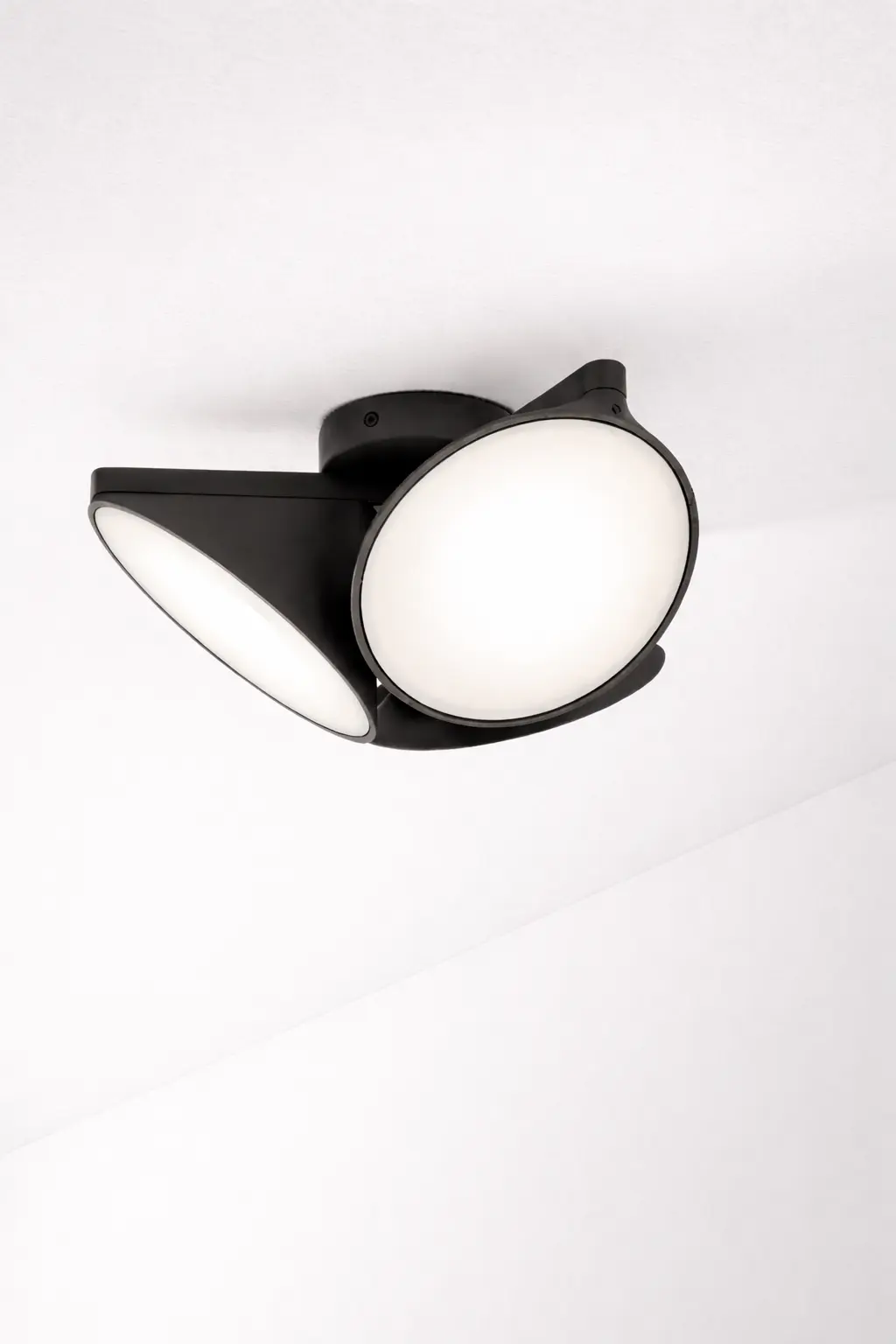 Moderne dreiflammige LED-Deckenleuchte Orchid Axolight – Bild 23