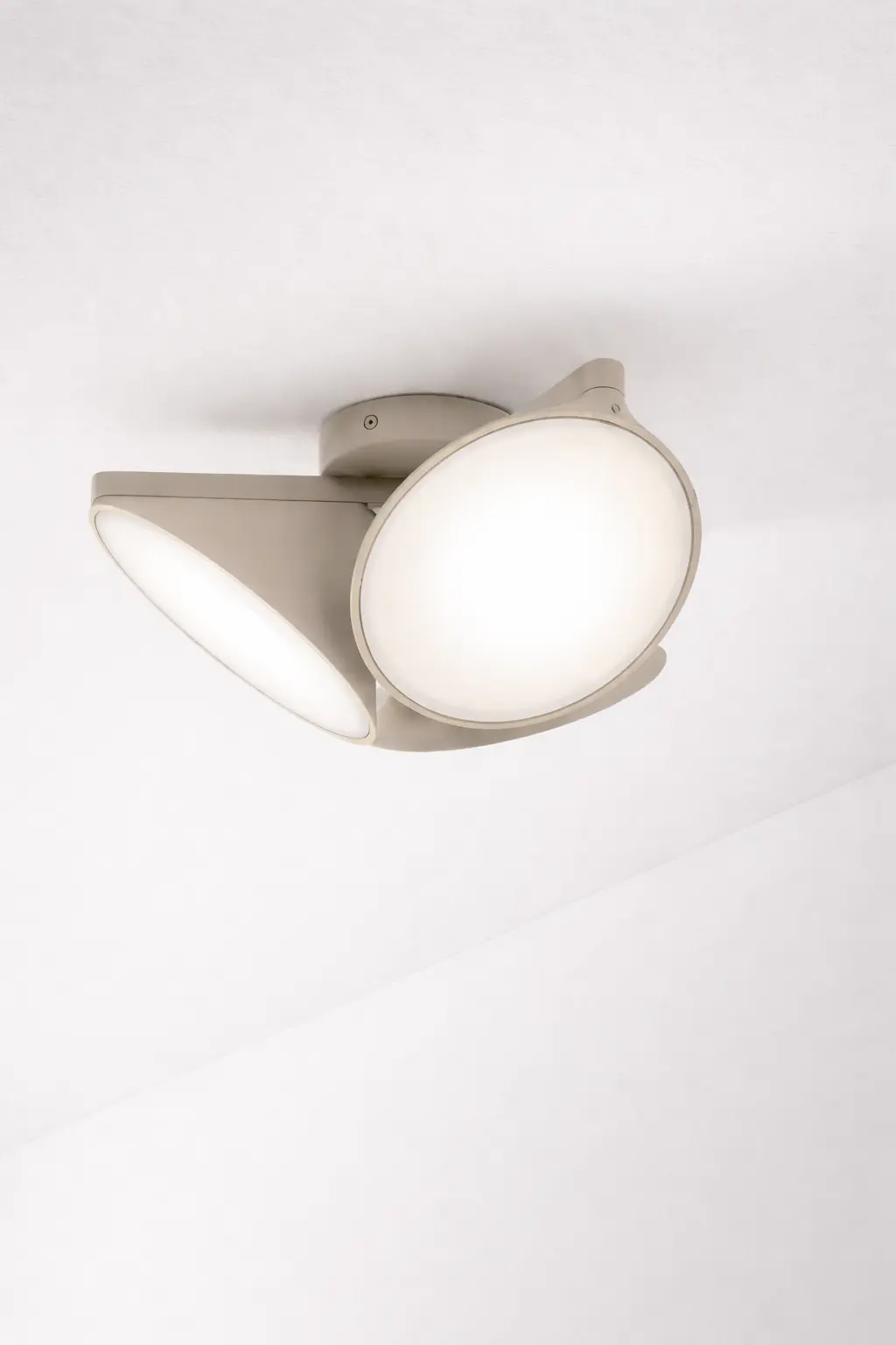 Moderne dreiflammige LED-Deckenleuchte Orchid Axolight – Bild 14