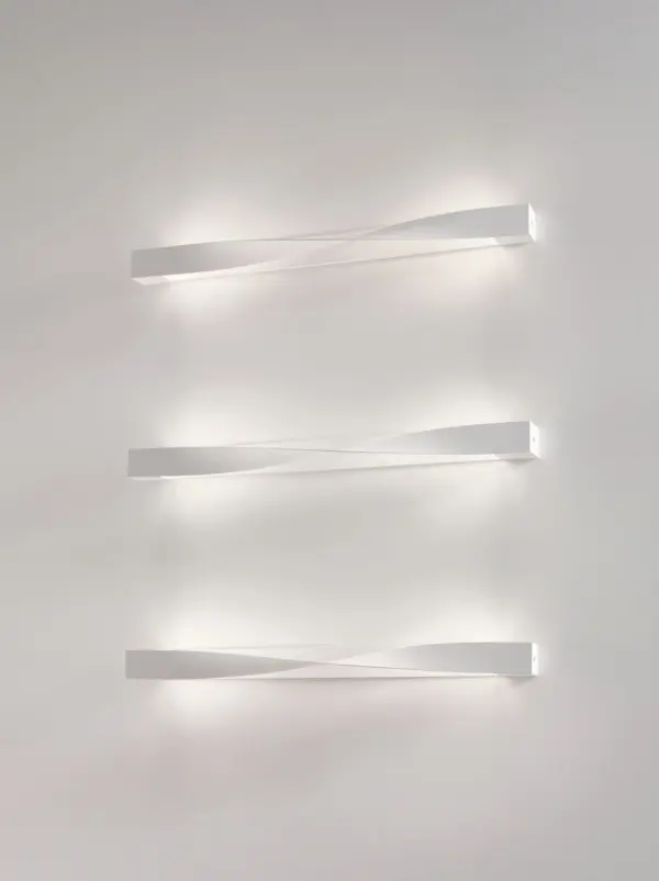 Minimalistische LED-Wandleuchte mit Wandmontagebox Alrisha Axo Light
