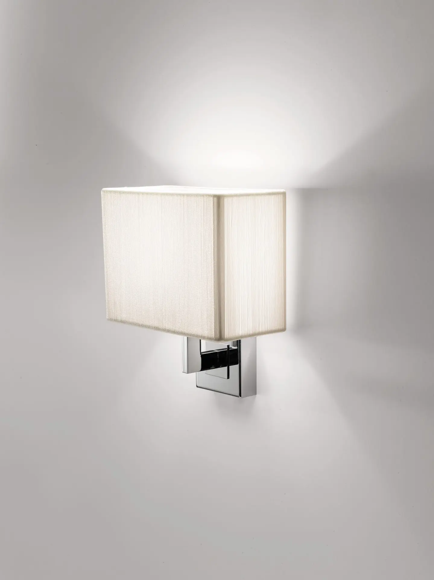 Elegante Wandleuchte Clavius BR Axo Light – Bild 3