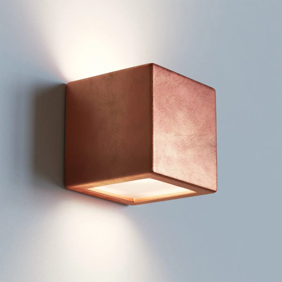 Elegante Keramik-Wandleuchte Kubik – Bild 3