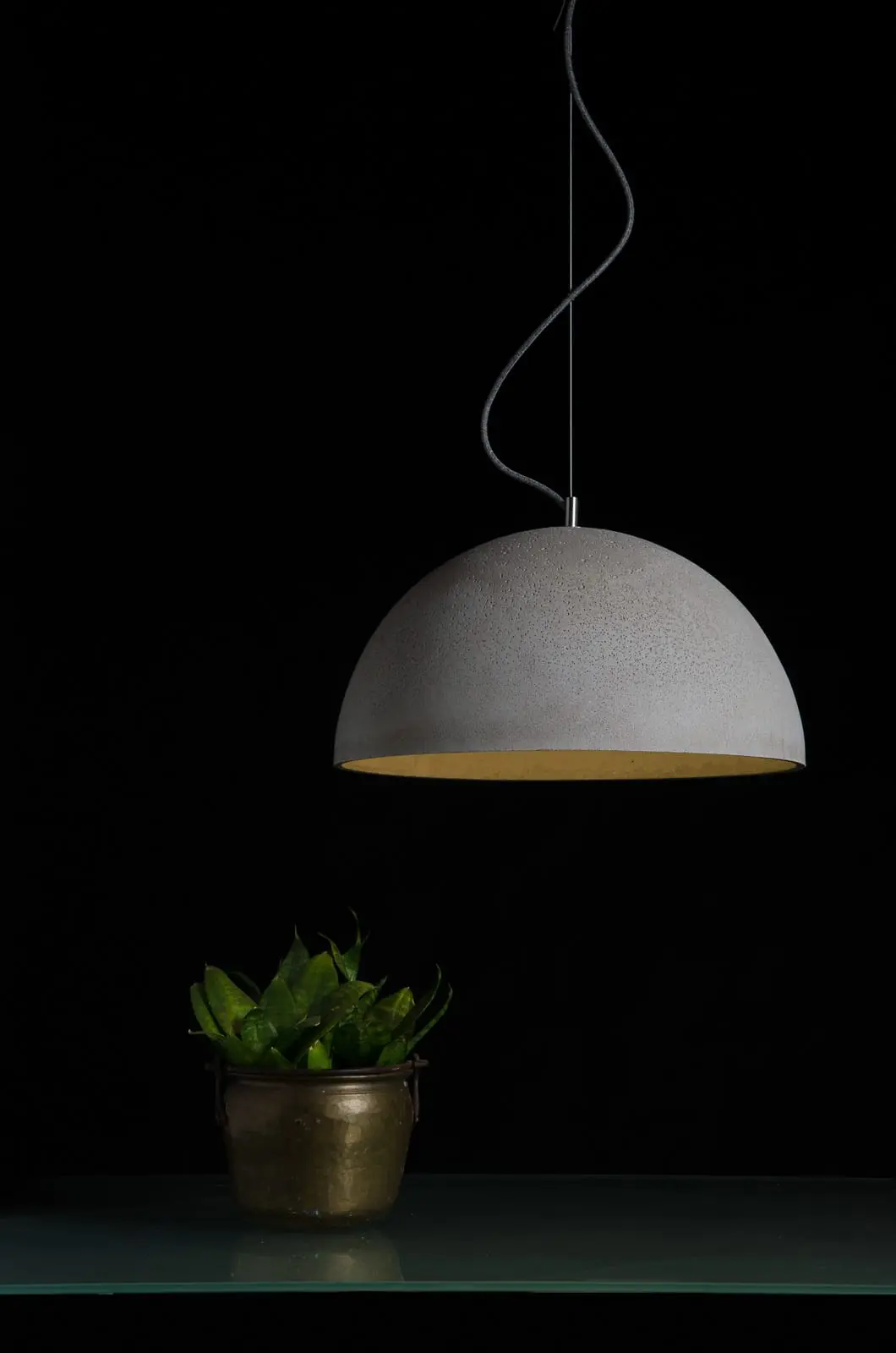 Beton-Hängeleuchte Sfera – Bild 2