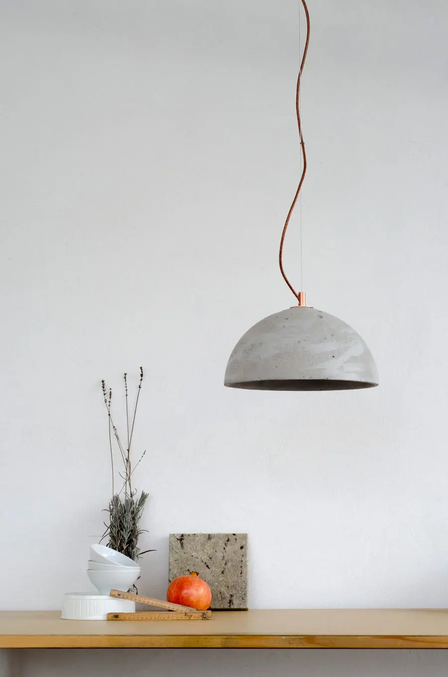 Beton-Hängeleuchte Sfera – Bild 1