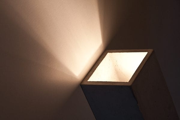 Beton-Wandleuchte Orto