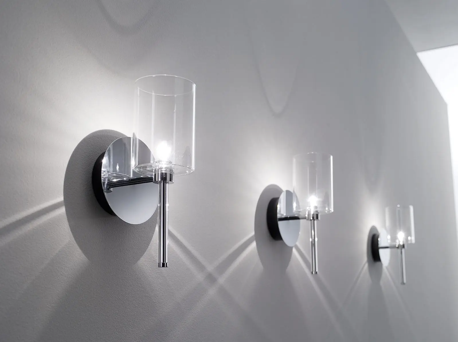 Elegante Wandleuchte Spillray Axo Light – Bild 5