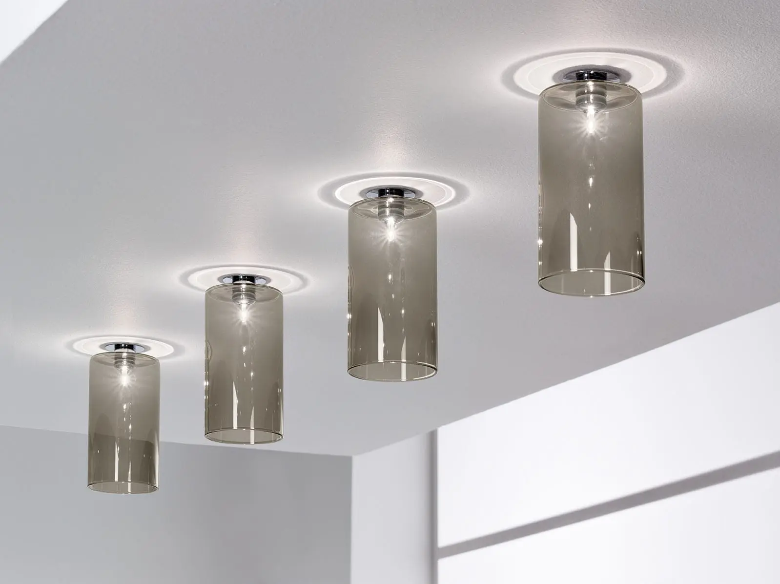 Elegante Deckeneinbauleuchte Spillray M Axo Light – Bild 1
