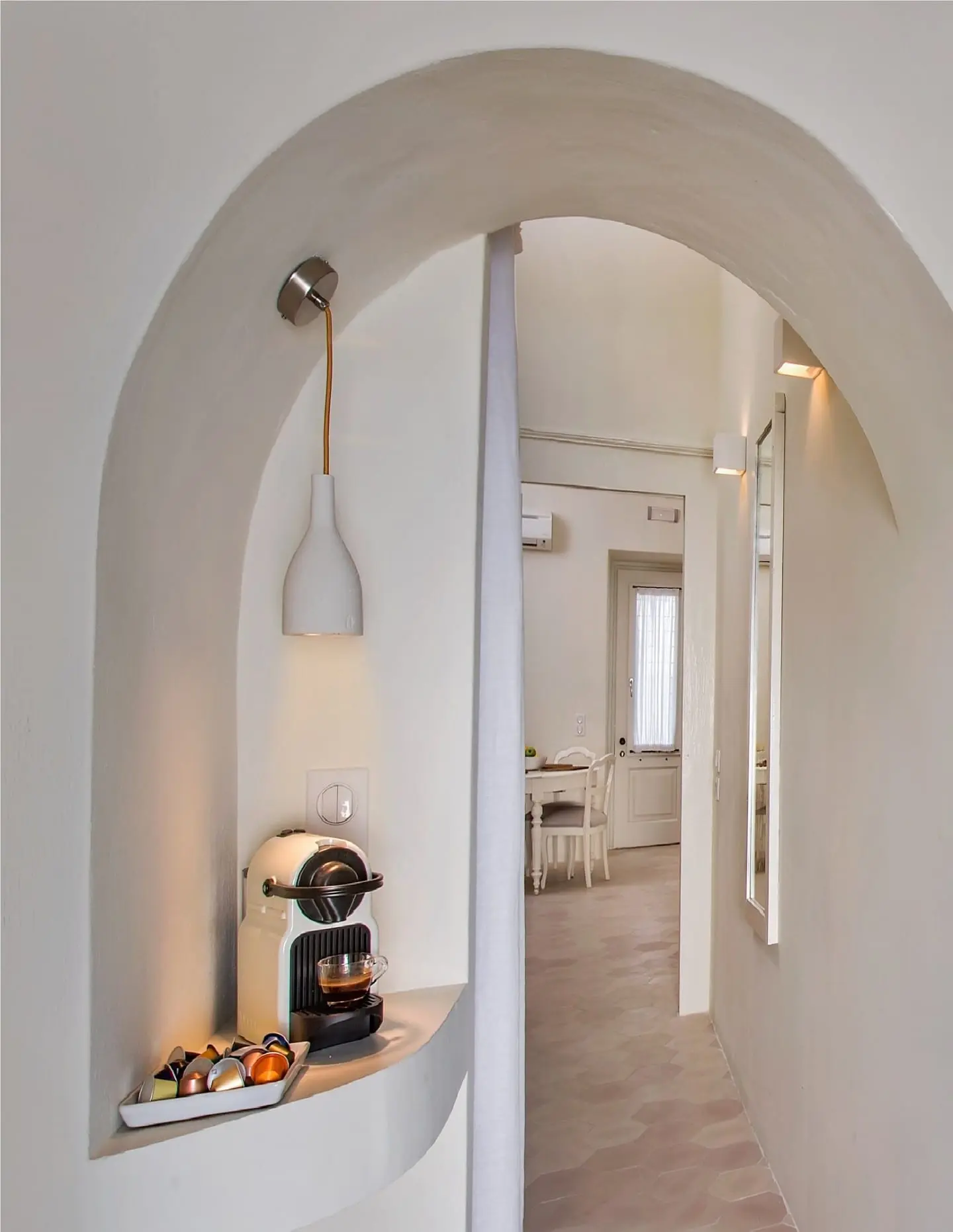Beton-Hängeleuchte Ampulla – Bild 9