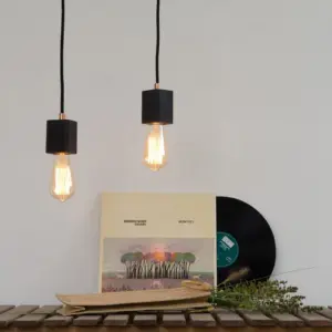 Beton-Hängeleuchte Kalla Quadro