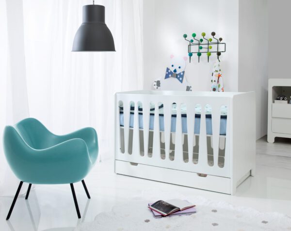 Kinderzimmer-Set Moon | 3 Teilig  Kleiderschrank 3-Türig