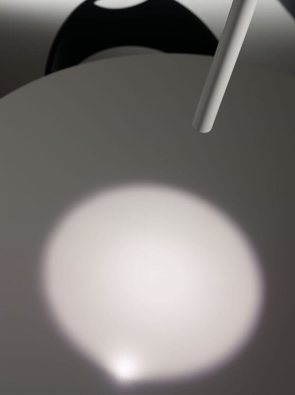 Elegante Led-Hängeleuchte Aufbau-oder Einbauversion Virtus Axo Light