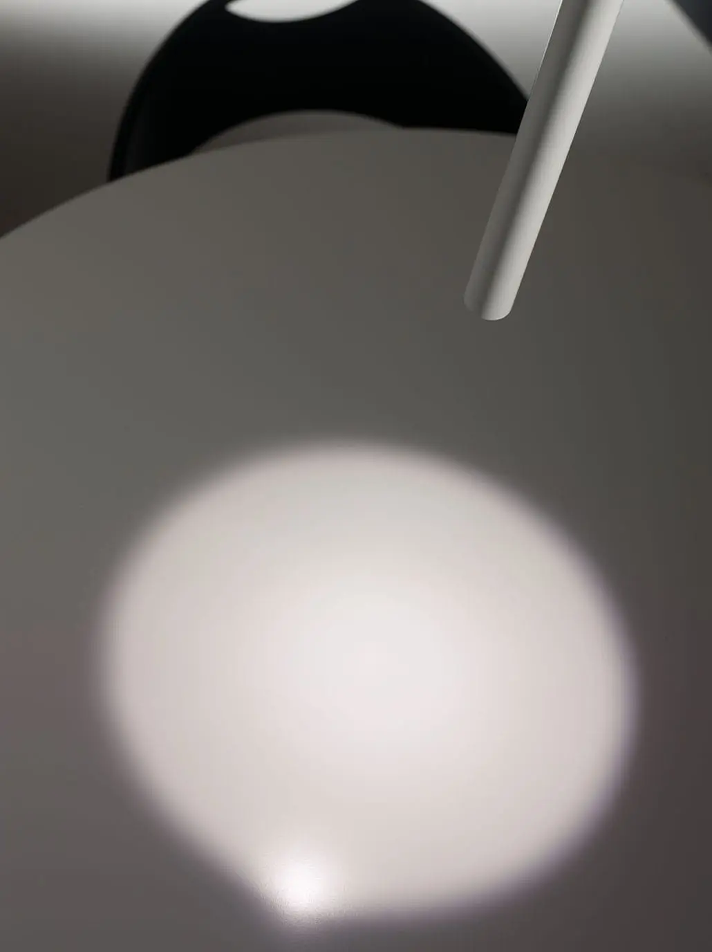 Elegante Led-Hängeleuchte Aufbau-oder Einbauversion Virtus Axo Light – Bild 10