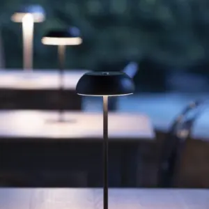 Designer-Tischlampe Float Axo Light mit USB IP55