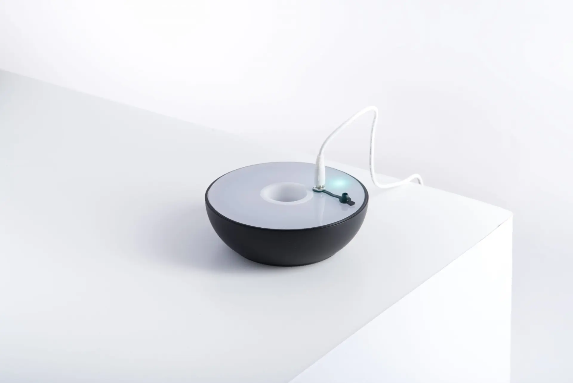 Designer-Tischlampe Float Axo Light mit USB IP55 – Bild 5