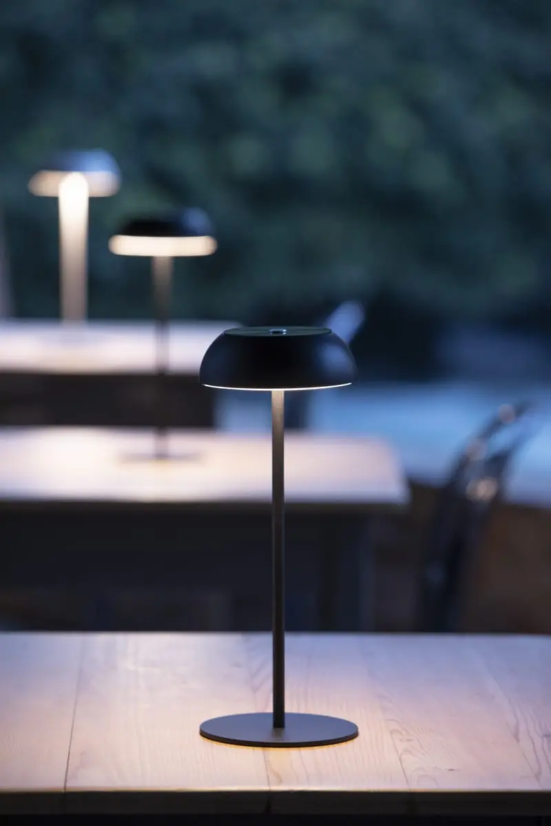 Designer-Tischlampe Float Axo Light mit USB IP55 – Bild 1