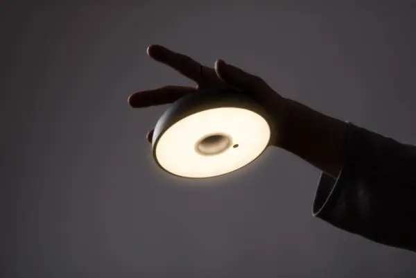 Designer-Hängelampe Float Axo Light mit USB IP55