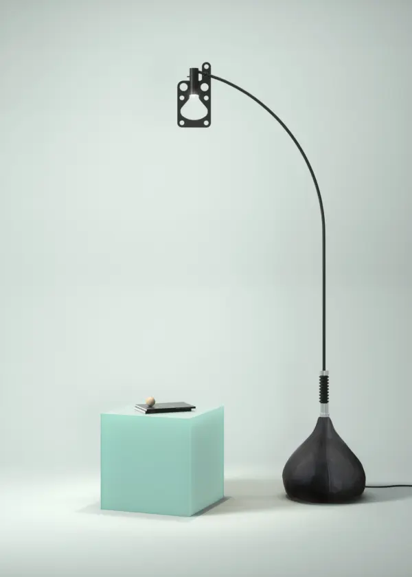 Zeitlose Designer LED-Stehleuchte Bul-Bo Axolight