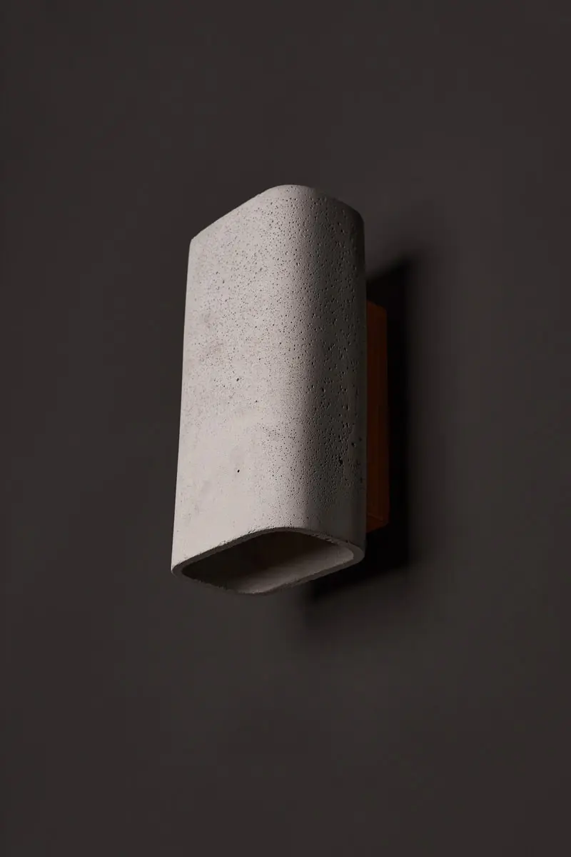 Beton-Wandleuchte Con Teak IP65 – Bild 4