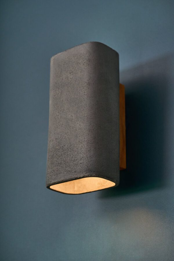 Beton-Wandleuchte Con Teak IP65