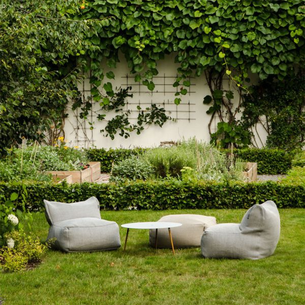 Moderner Outdoor- und Indoor-Tisch Lady Bird 77