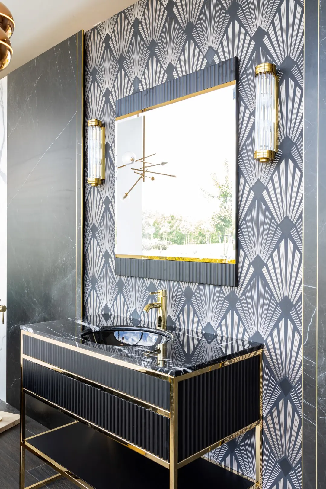 Schöne Wandleuchte Florence im art déco Stil – Bild 8
