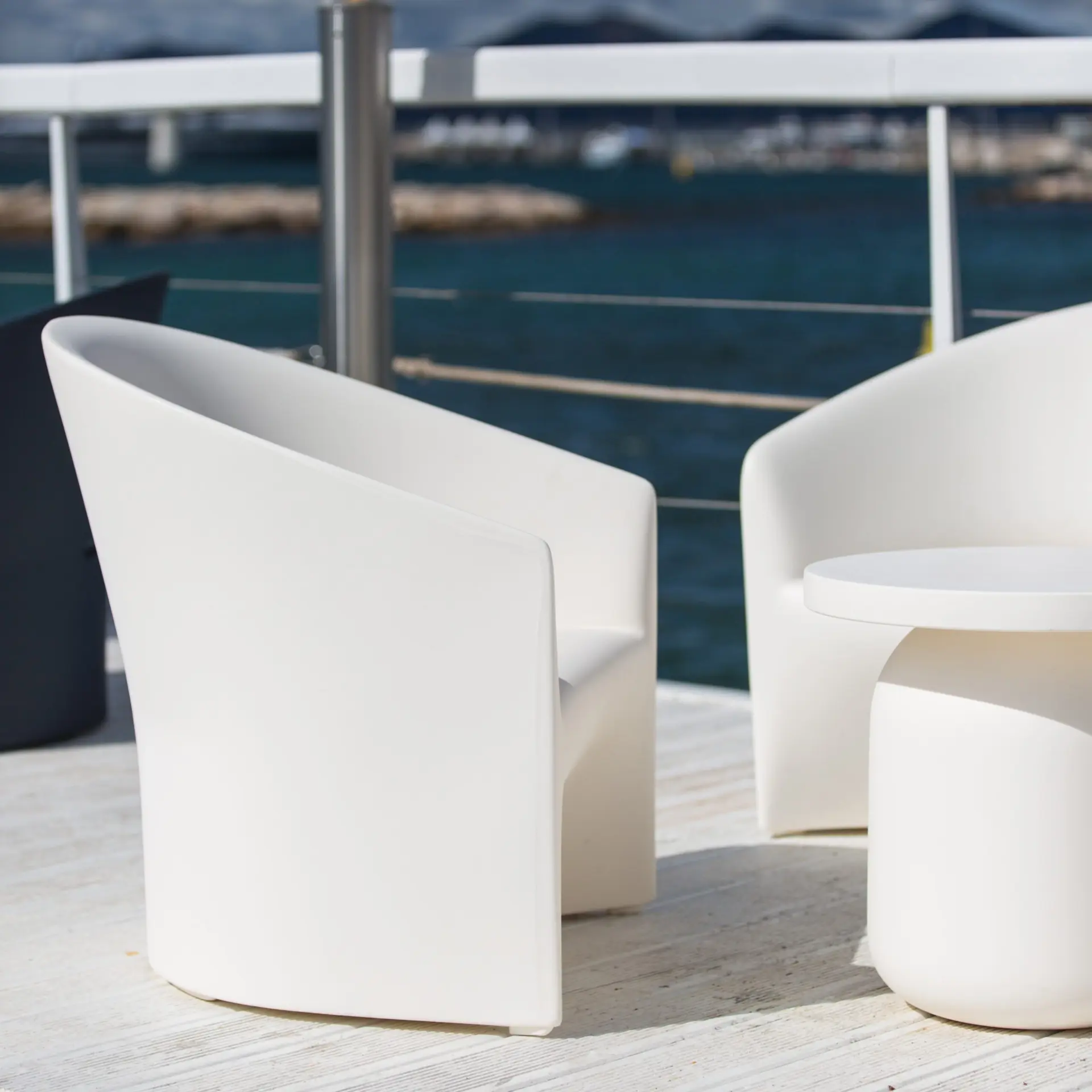 Design Beistelltisch Juju Indoor – Outdoor Serralunga – Bild 17