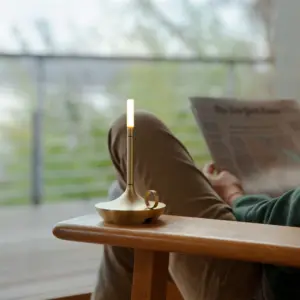 Moderne  LED Akku-Tischleuchte Wick S Graypants – Bild 13