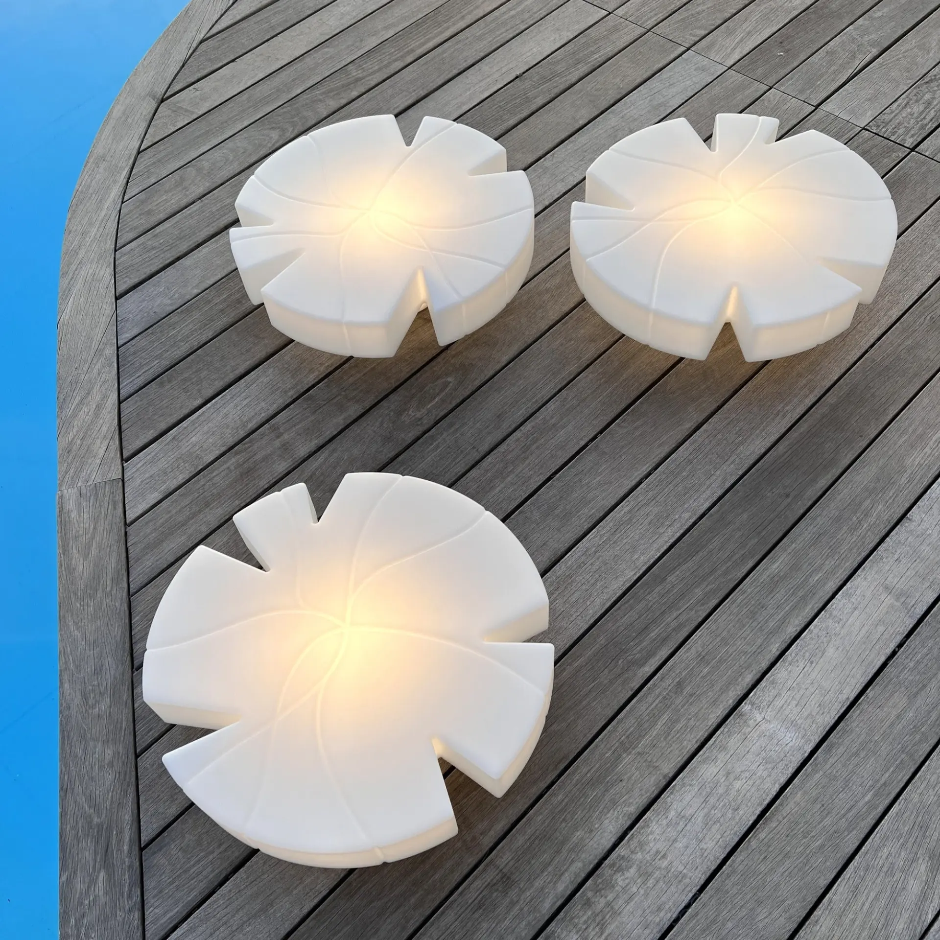 Design LED-Tisch/Stehlampe Fiore di Loto IP67  Indoor – Outdoor Serralunga – Bild 1