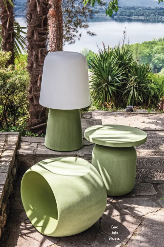 Moderne Stehlampe Pic-Nic Moleskin Indoor – Outdoor Serralunga