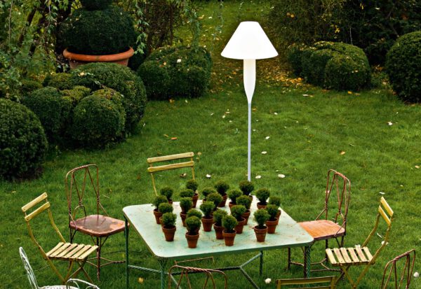 Stilvolle Stehlampe Bonheur Indoor – Outdoor Serralunga