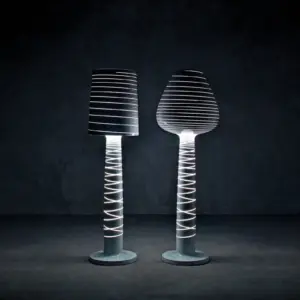 Einzigartige Stehlampe Lady Jane Indoor – Outdoor Serralunga