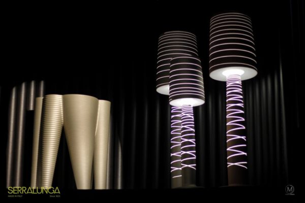 Design Stehlampe Miss Jane Indoor – Outdoor Serralunga