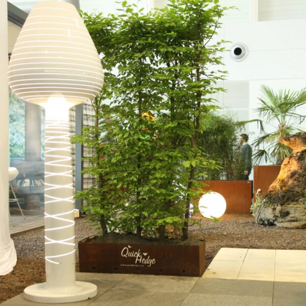 Einzigartige Stehlampe Lady Mary Indoor – Outdoor Serralunga