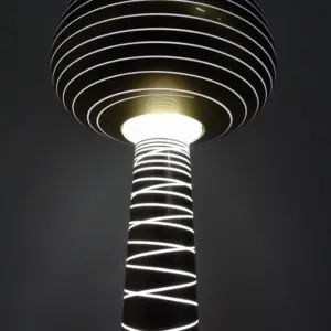 Einzigartige Stehlampe Lady Mary Indoor – Outdoor Serralunga – Bild 5