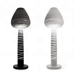 Einzigartige Stehlampe Lady Mary Indoor – Outdoor Serralunga – Bild 10
