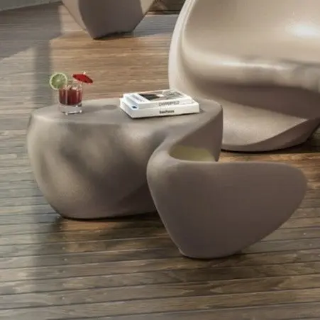 Modern Tisch Ripple Indoor – Outdoor Serralunga