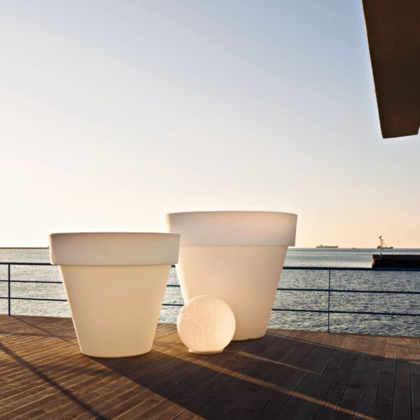 Designer-Blumentopf mit Licht Vas-One Indoor – Outdoor Serralunga