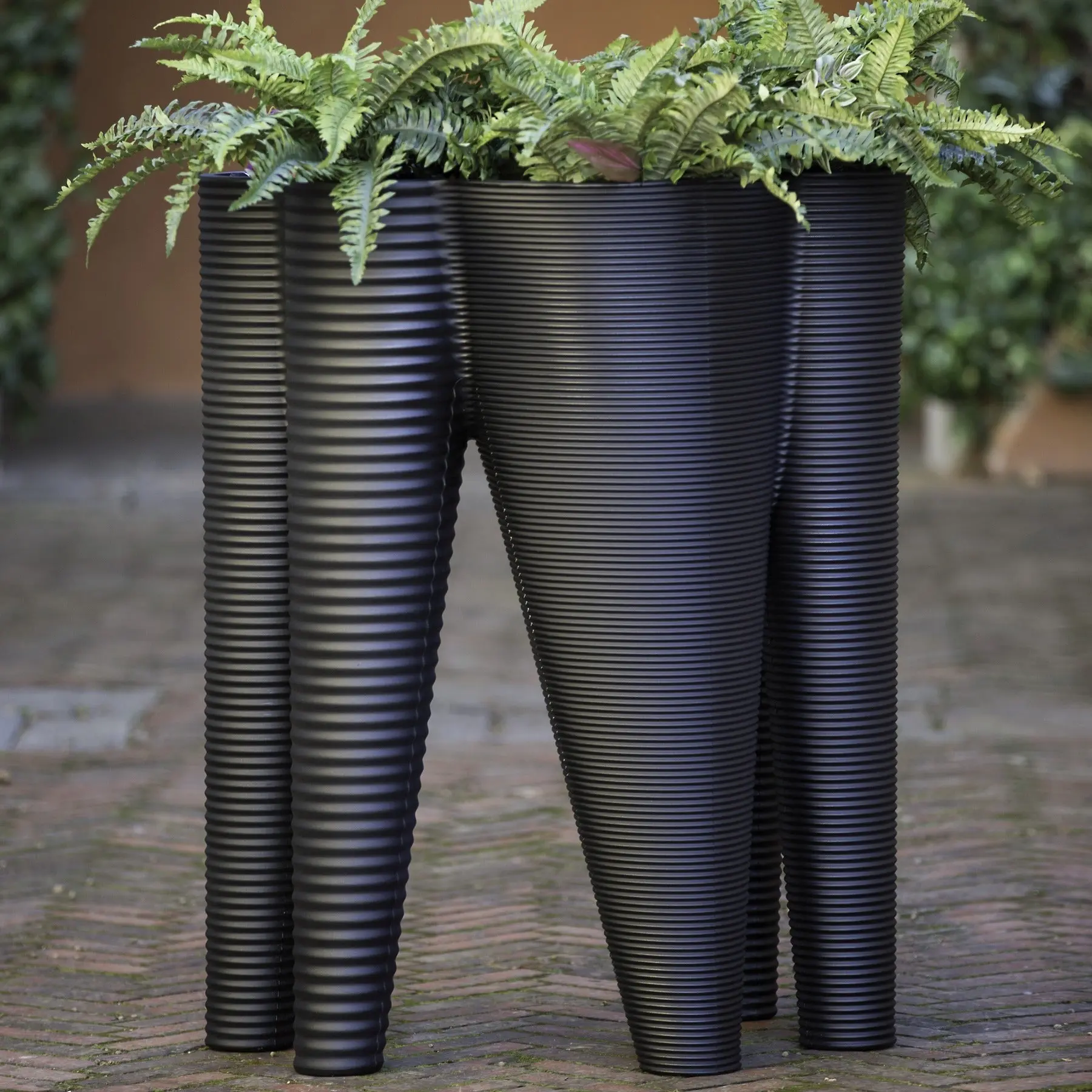 Design Blumentopf The Vases  Indoor – Outdoor Serralunga – Bild 4