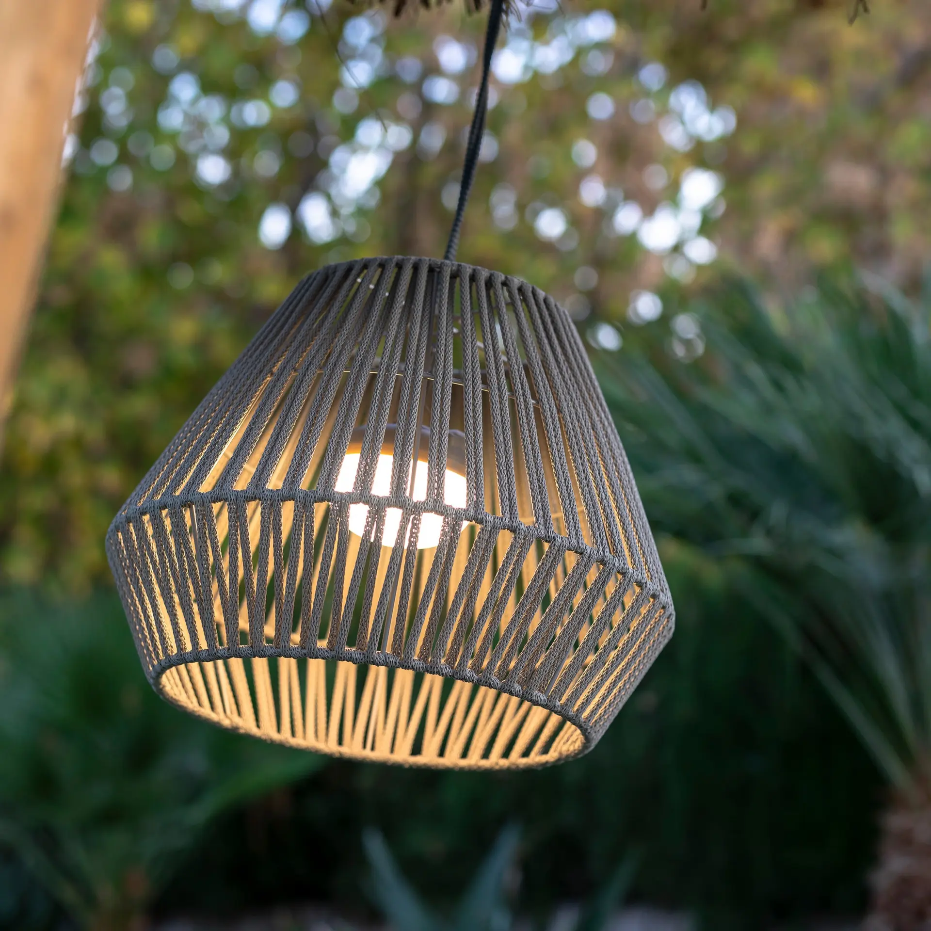 Moderne LED-Akku-Hängeleuchte Conta Newgarden – Bild 2