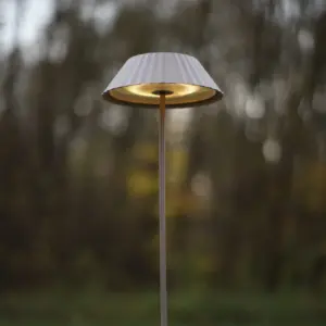 Dekorative LED Akku Tischleuchte Muffin – Bild 3