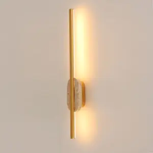 Goldene LED-Wandlampe Amor  IP44