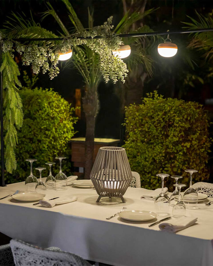 Tragbare LED-Akku Lampe Cherry Newgarden