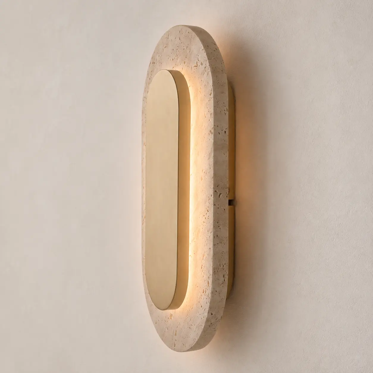 LED-Wandleuchte Travertino Oval IP44 aus Naturstein – Gold – Bild 1