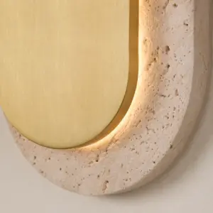LED-Wandleuchte Travertino Oval IP44 aus Naturstein – Gold – Bild 3